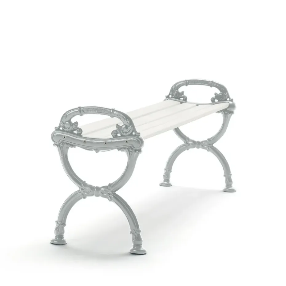 Banc Byarum, Pin blanc laqué, support en aluminium brut