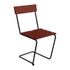 Chaise 1, Structure en chêne laqué rouge foncé et acier noir