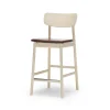 Chaise de bar Prima Vista, cuir elmo marron foncé-structure en bouleau laqué mat clair