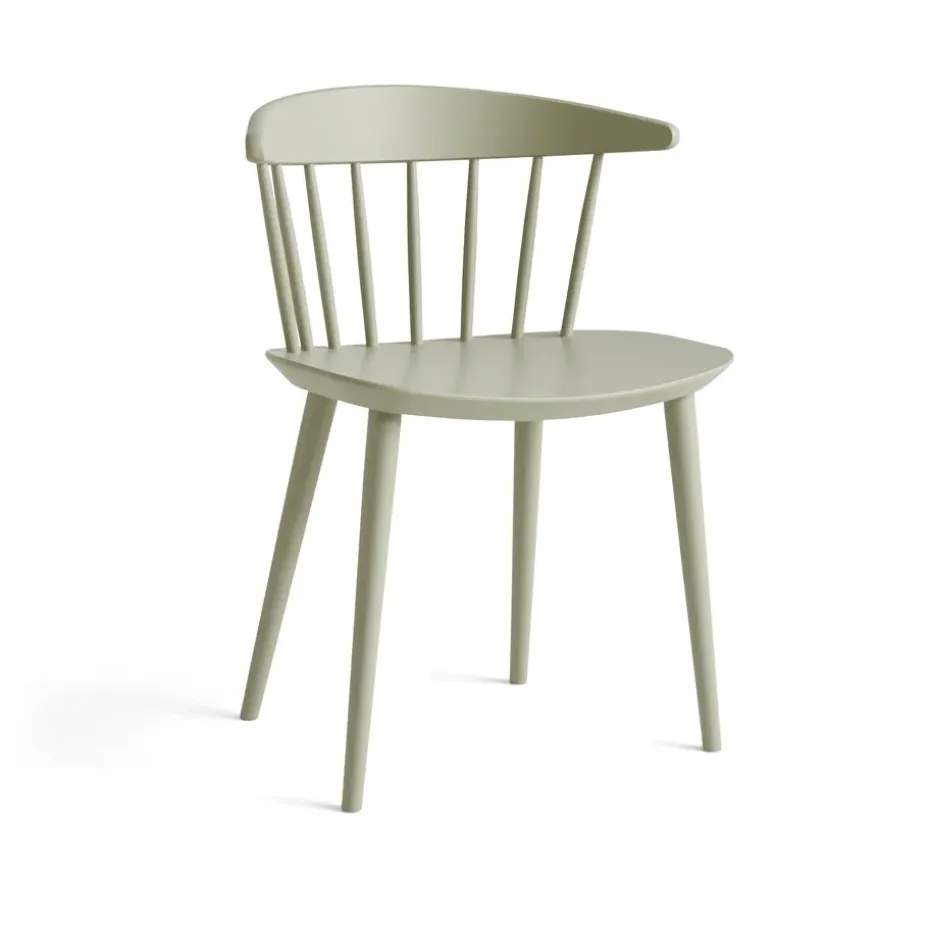 Chaise J104, Bouleau Sage laqué