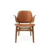 Chaise lounge Gesture, cuir silk 250 cognac, structure en chêne huilé teck