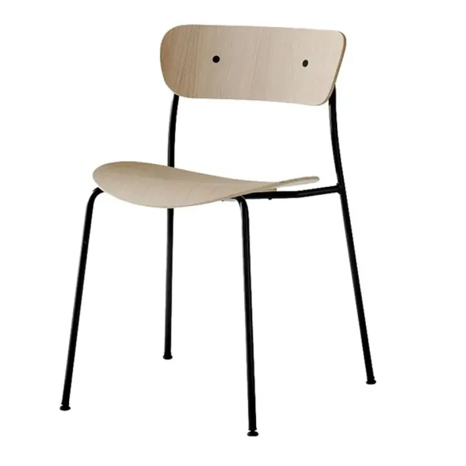Chaise Pavilion AV1, chêne laqué