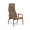 Fauteuil Lamino, peau de mouton sahara, noyer laqué