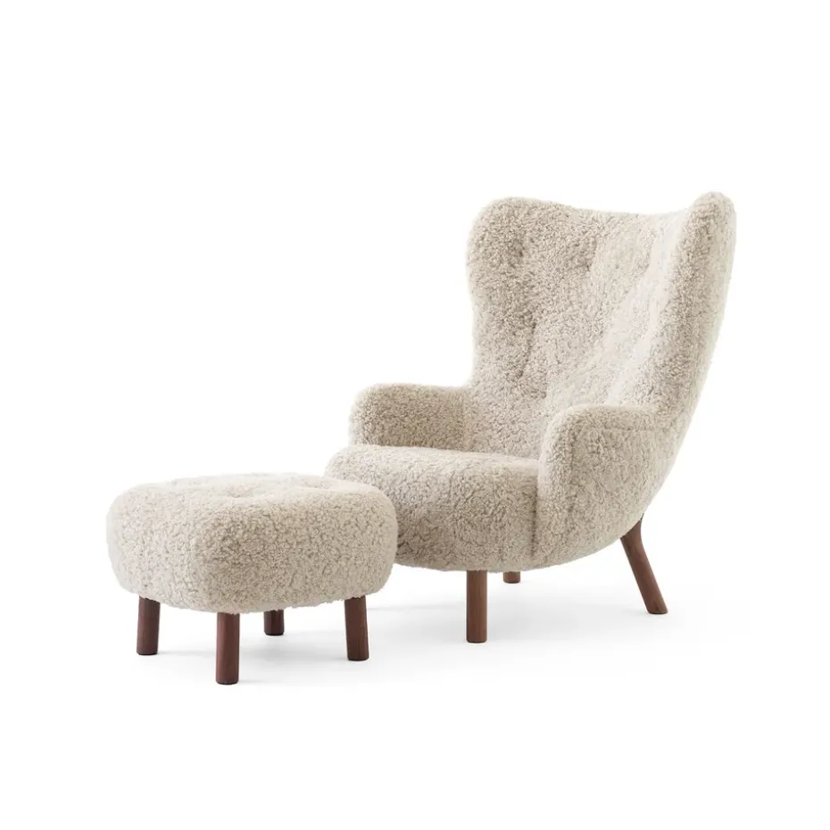 Fauteuil Petra VB3 High incl. pouf ATD1, Noix de Grenoble huilée-Sheepskin Moonlight