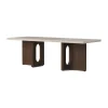 Table de salon Androgyne, sable/kunis breccia, structure en chêne lasuré foncé