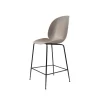 Tabouret de bar Gubi 3D bas, new beige, structure en acier noir